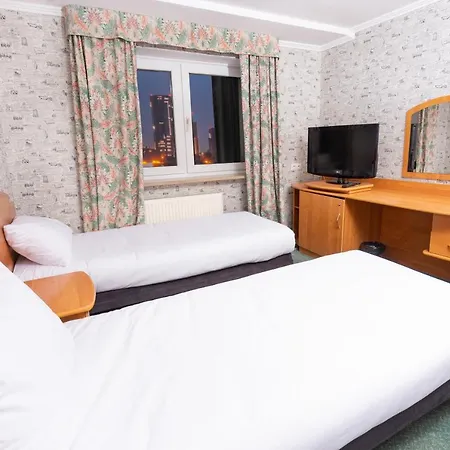 Hotel Victory