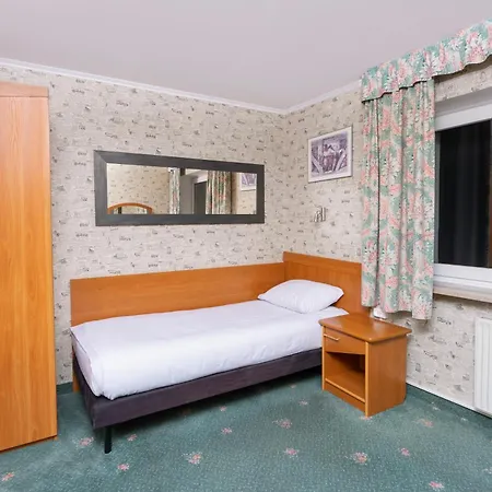 Victory Hotel 4*