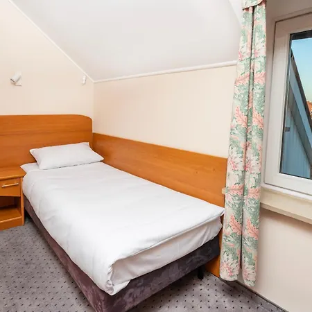 Victory Hotel