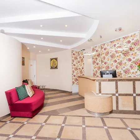 Hotel Victory - 10min Lotnisko Chopina, 15min To Zachodni, 5min To Progresja 4*