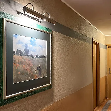 Отель Hotel Victory Home - 5Min To Progresja,10Min Lotnisko Chopina, 15Min To Zachodni